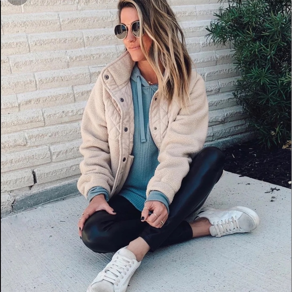 ABERCROMBIE & FITCH sisterstudio collab sherpa jacket